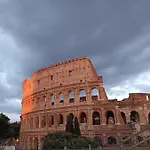 From Andrea Apartment To The Colosseum