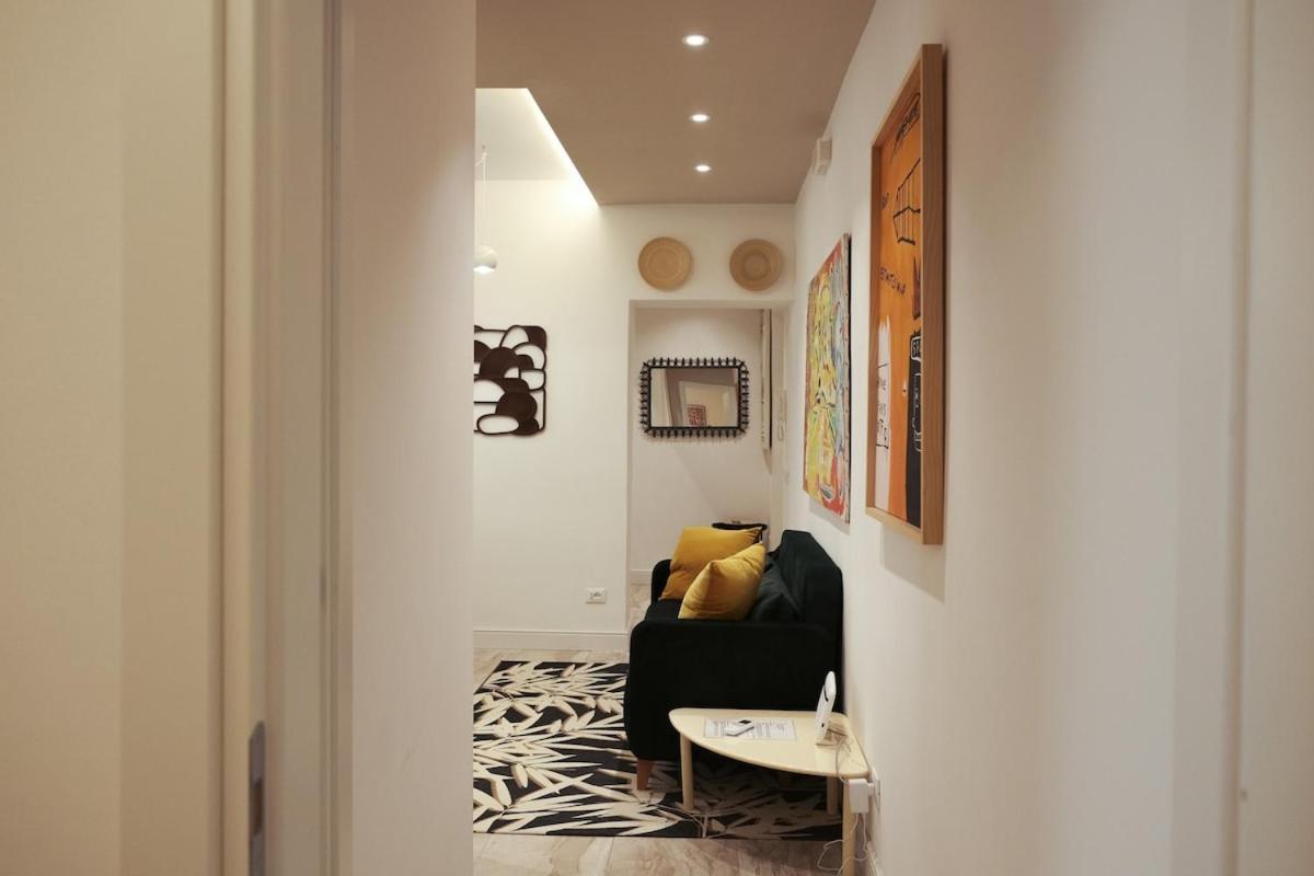From Andrea To The Colosseum Apartment